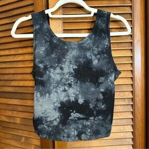 2 EUC Calvin Klein M tie-dye cropped twist-back tanks, 1 blk/gray, 1 blk/brown